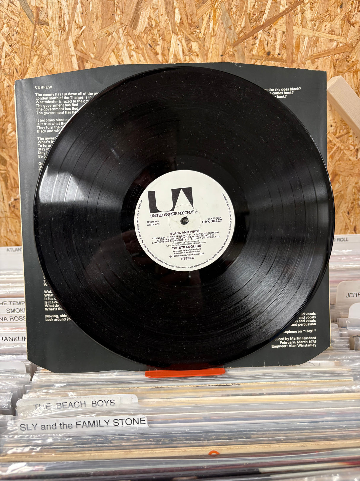 The Stranglers - Black and White w/ the 7" Single - VINYL