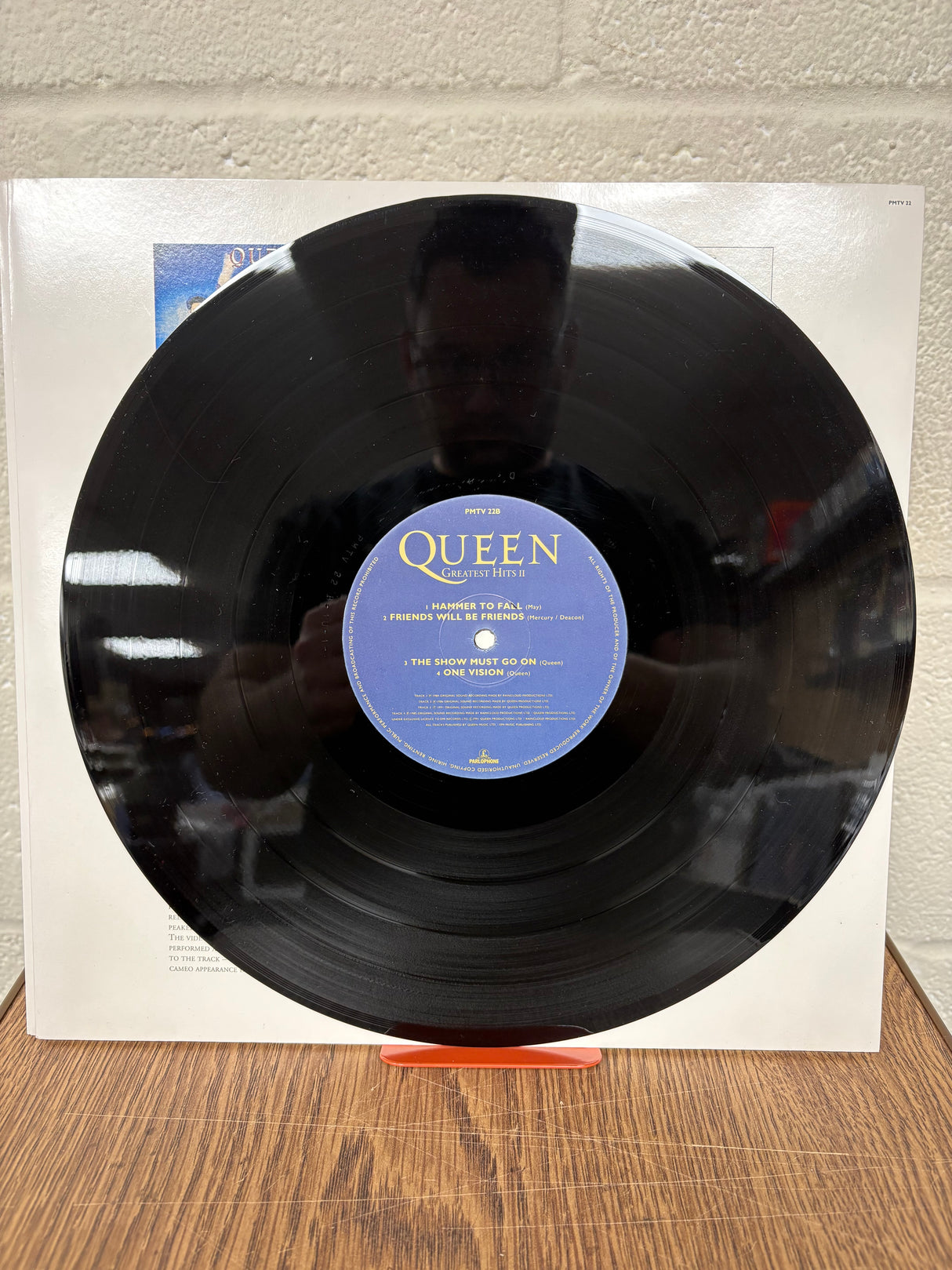 Queen - Greatest Hits II - Embossed Sleeve - VINYL