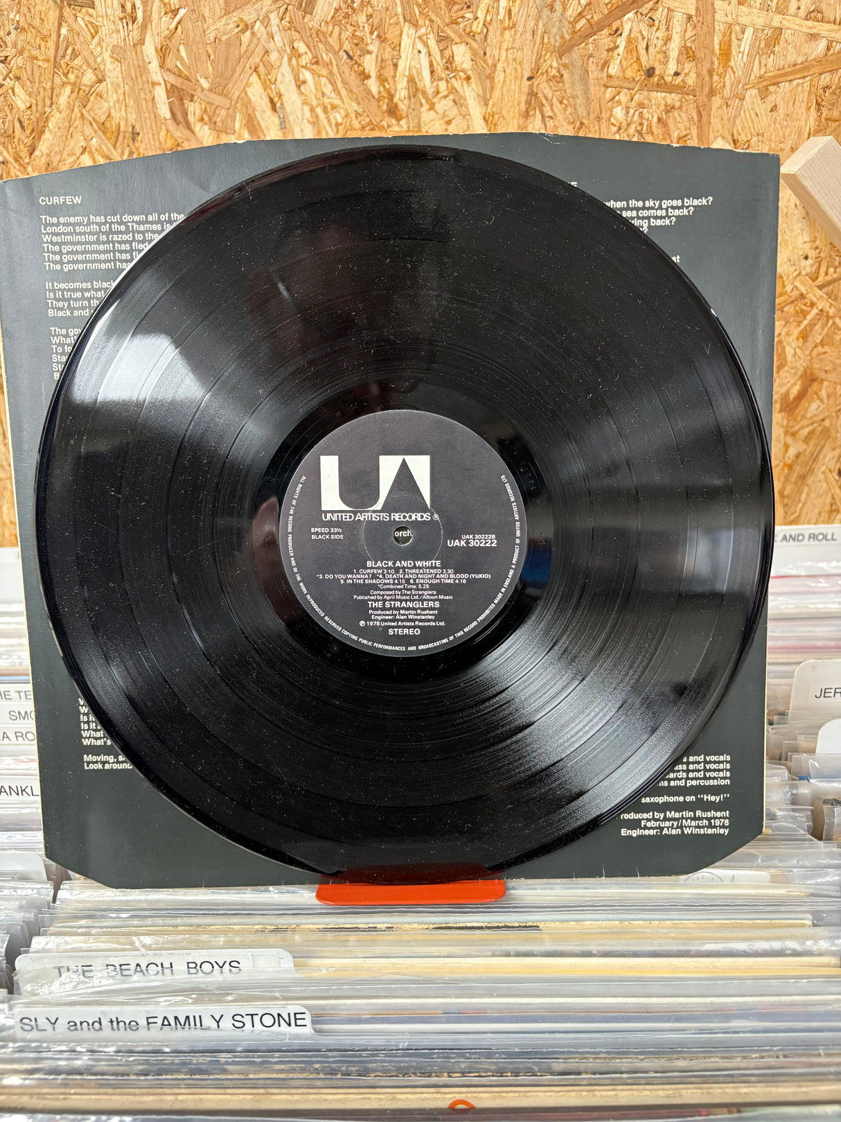 The Stranglers - Black and White w/ the 7" Single - VINYL