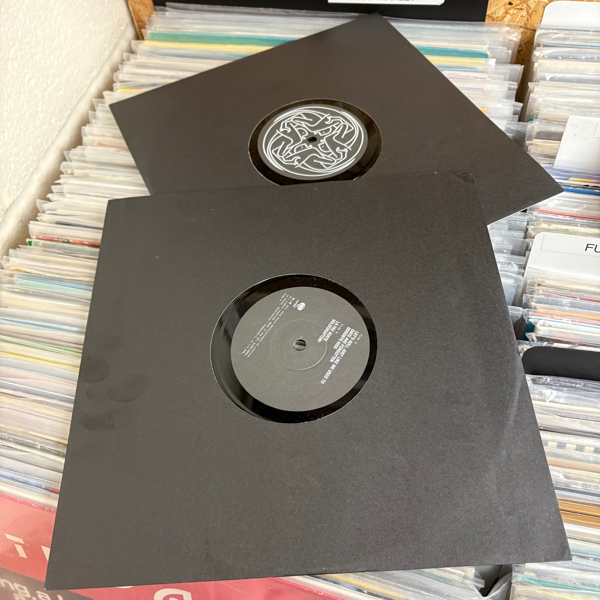 Kasabian - Velociraptor! - Original - Vinyl