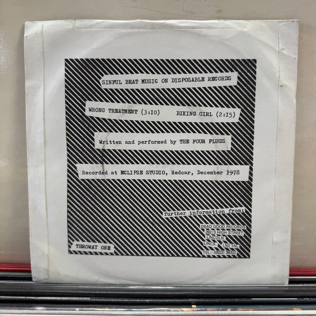 The Four Plugs - Wrong Treatment + Biking Girl - 7 inch Single - VINYL