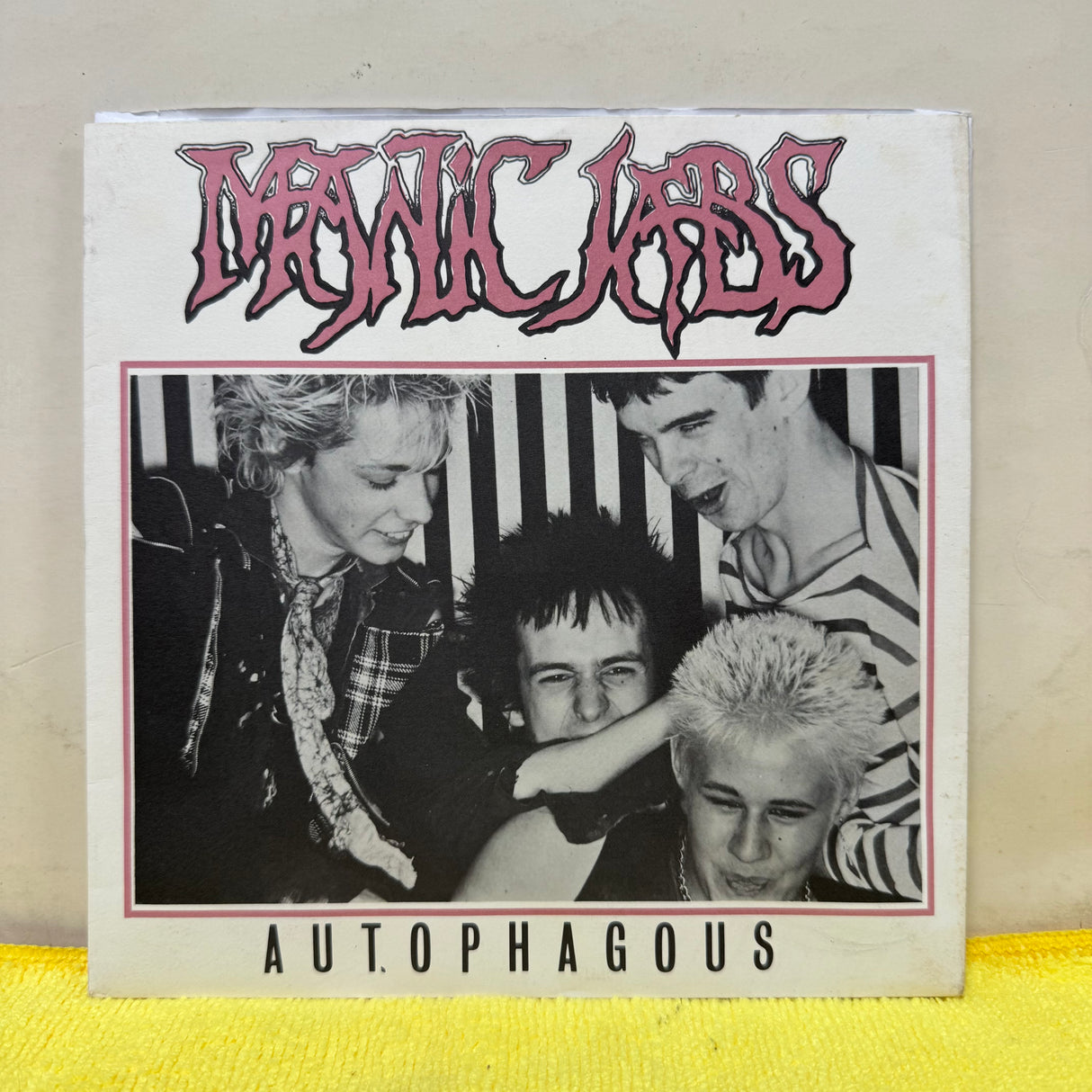 Manic Jabs - Autophagous - Complete With Inner Cold Out & Letter - 7 inch Single - VINYL