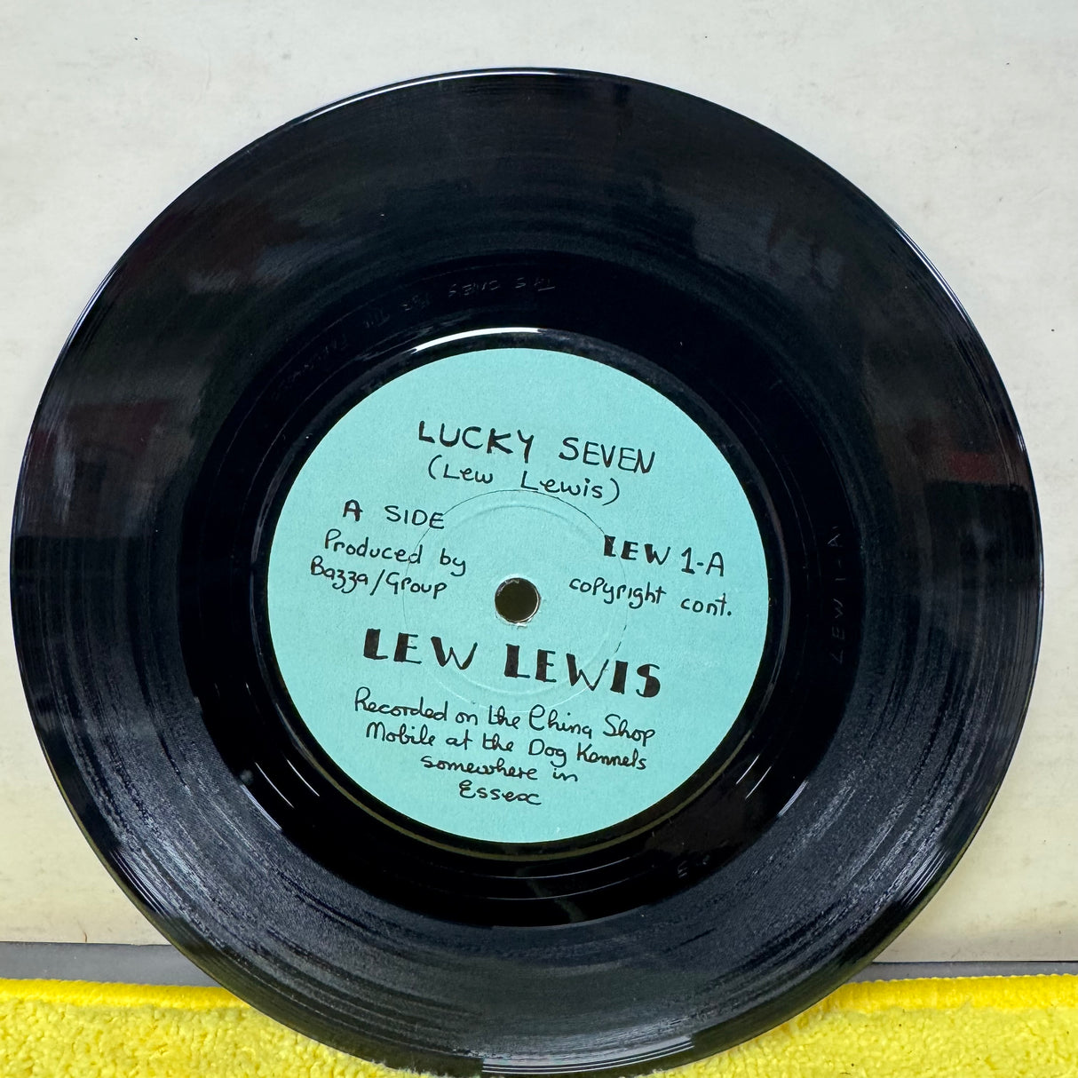 Lew Lewis - Lucky Seven - 7 inch Single - VINYL