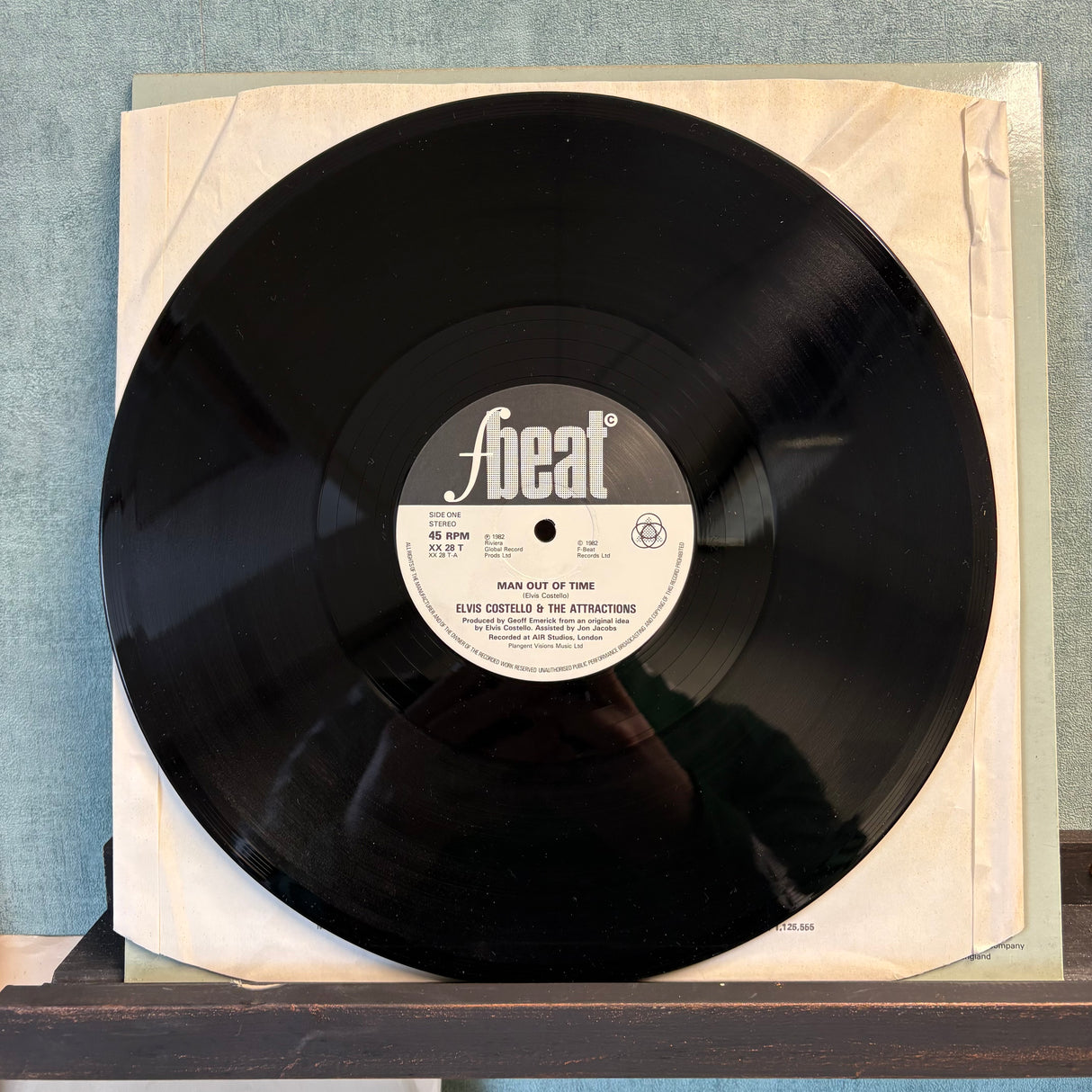 Elvis Costello and The Attractions - Man Out Of Time - VINYL