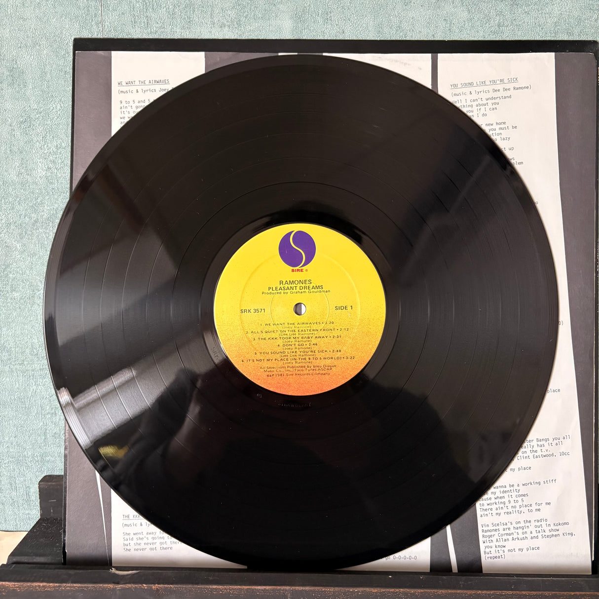 Ramones - Pleasant Dreams - VINYL