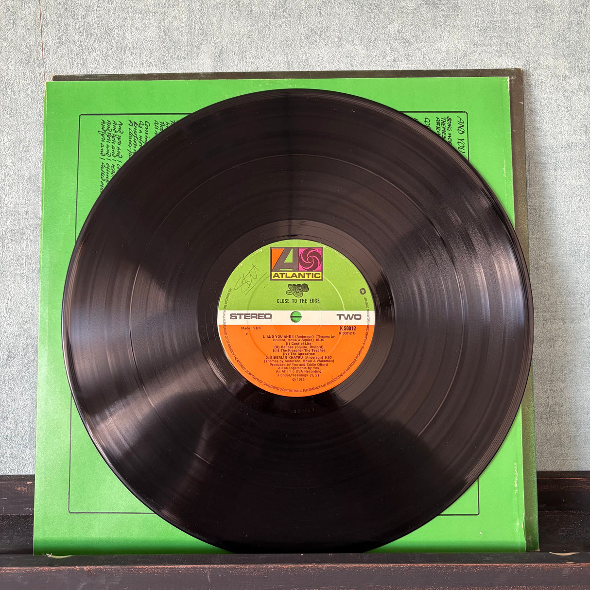 Yes - Chase To The Edge - VINYL