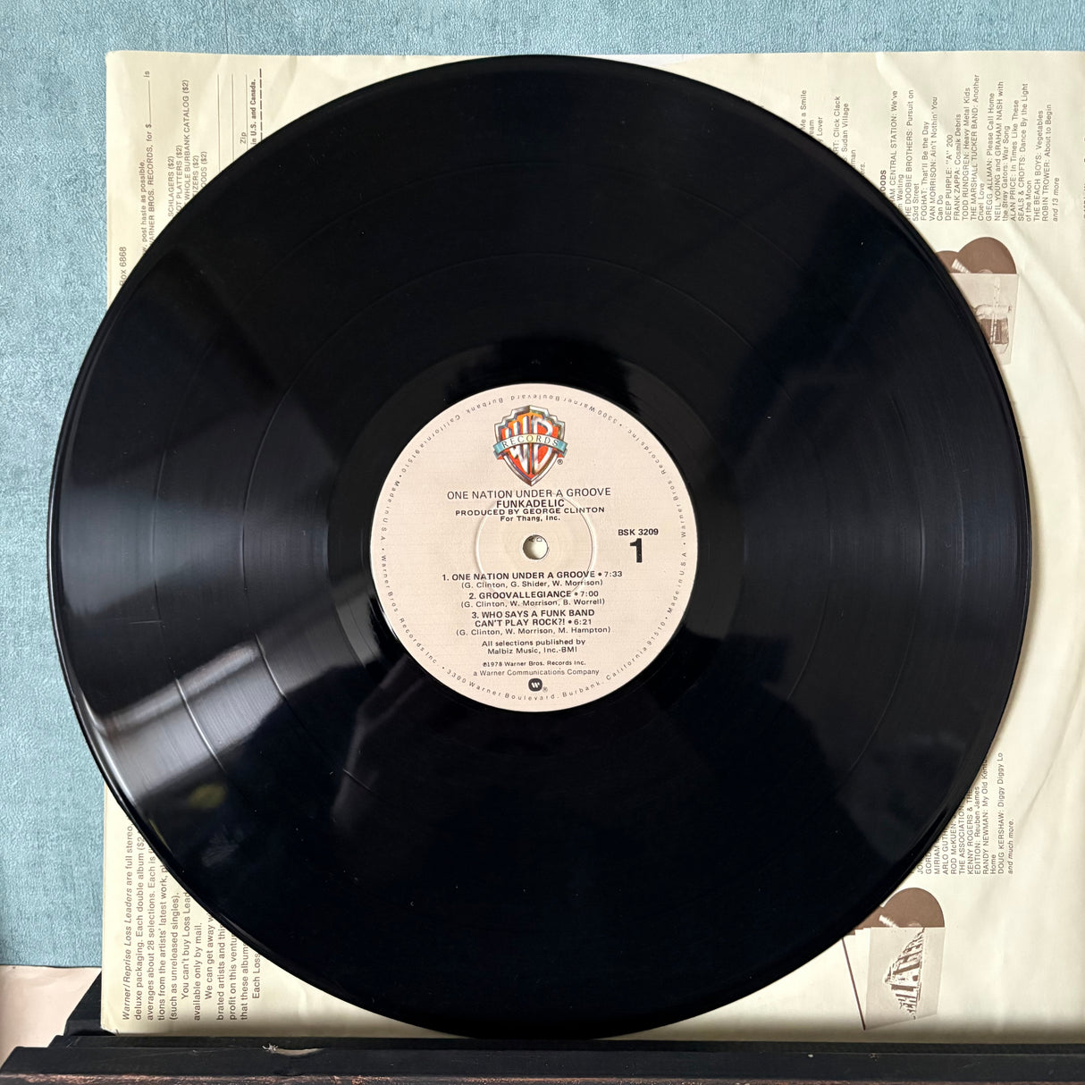 Funkadelic - One Nation Under One Groove - W/ 7” - VINYL