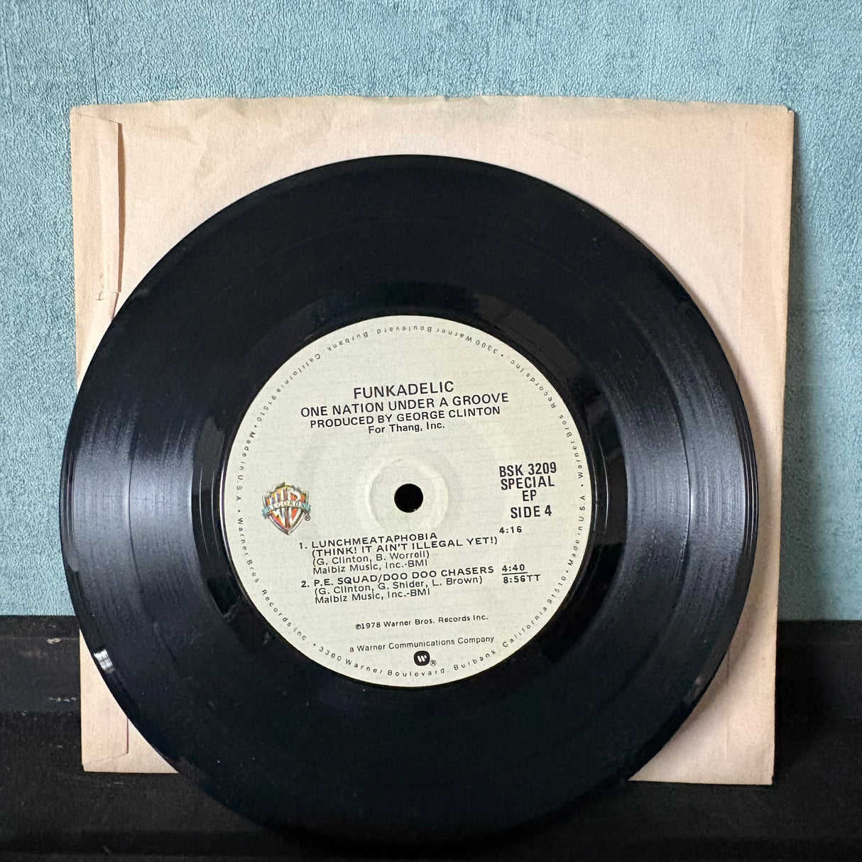 Funkadelic - One Nation Under One Groove - W/ 7” - VINYL