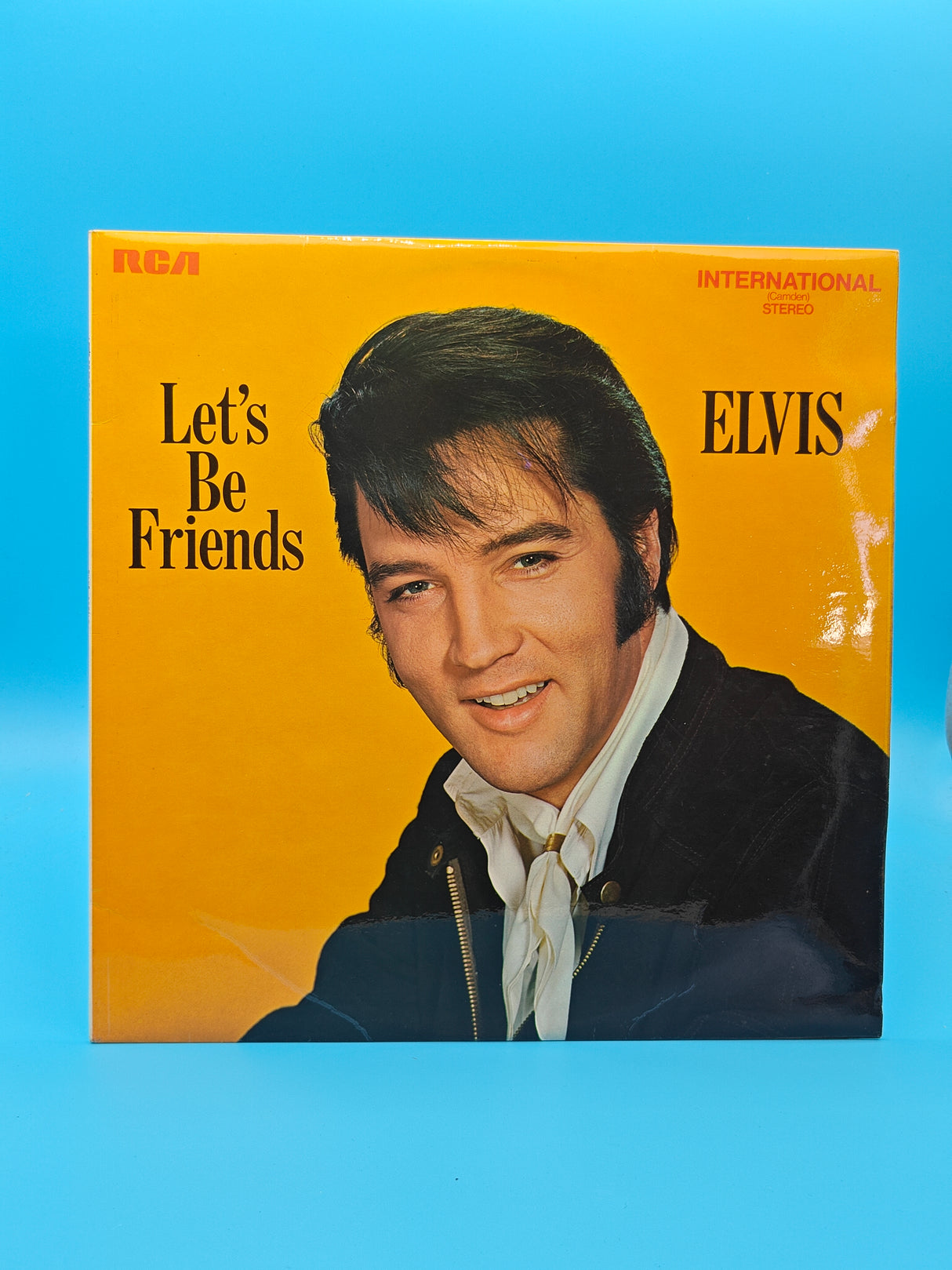 Elvis Presley - Let's Be Friends Vinyl