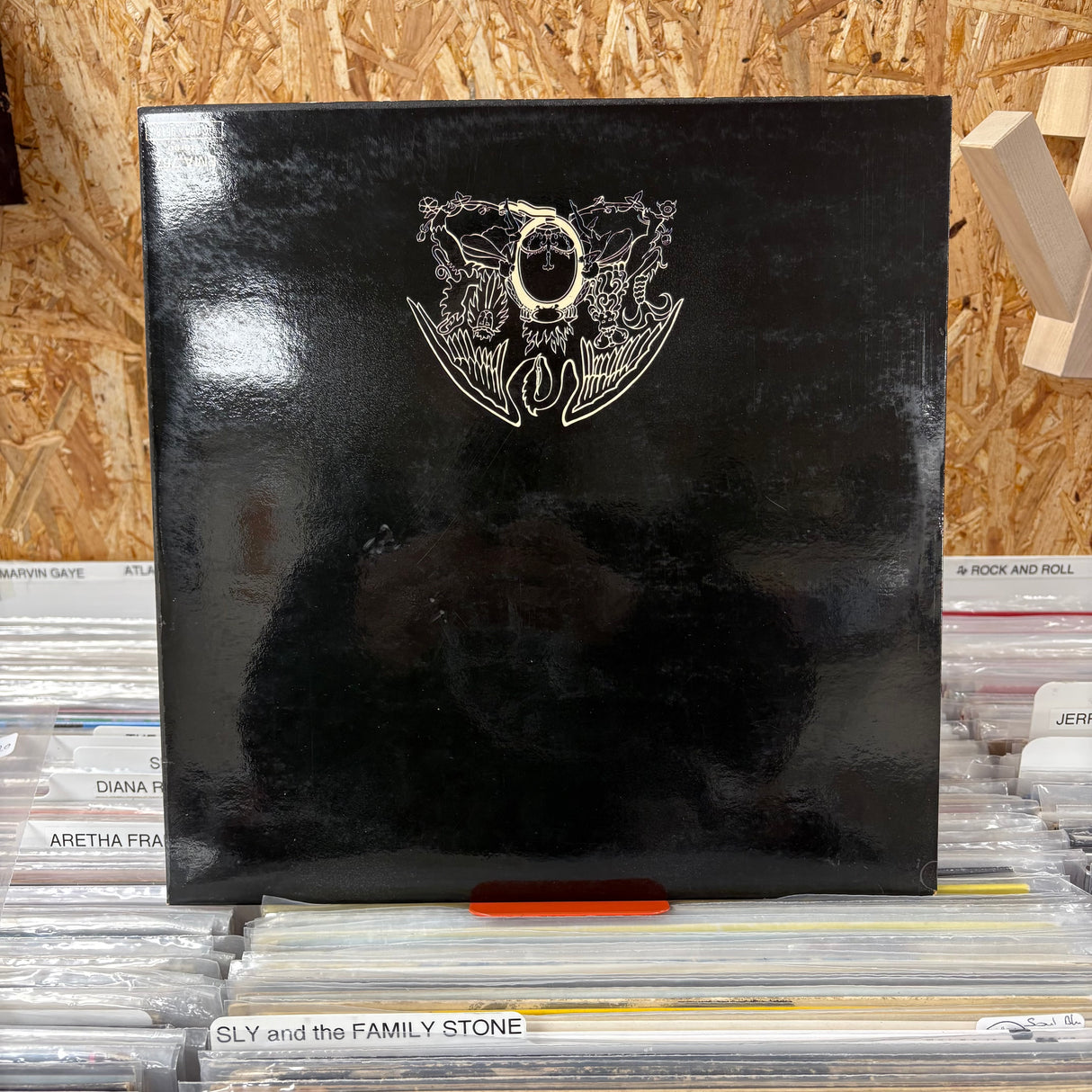 Queen II - Centre Of The Sleeve Unlaminated - VINYL