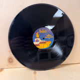 The Beatles - Yellow Submarine (Near Mint Sleeve) - Vinyl