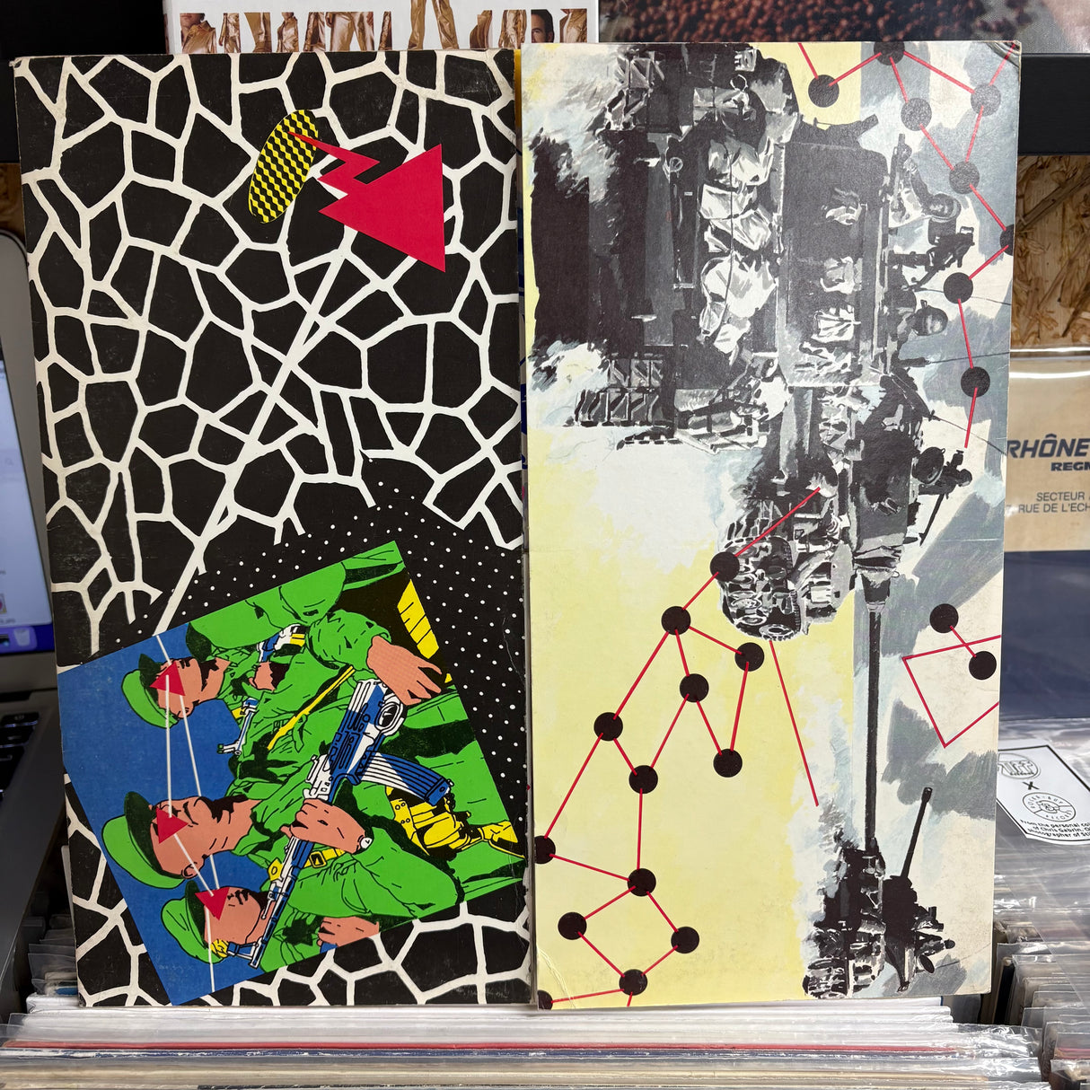 Elvis Costello And The Attractions - Armed Forces - With 7" - Complete - VINYL