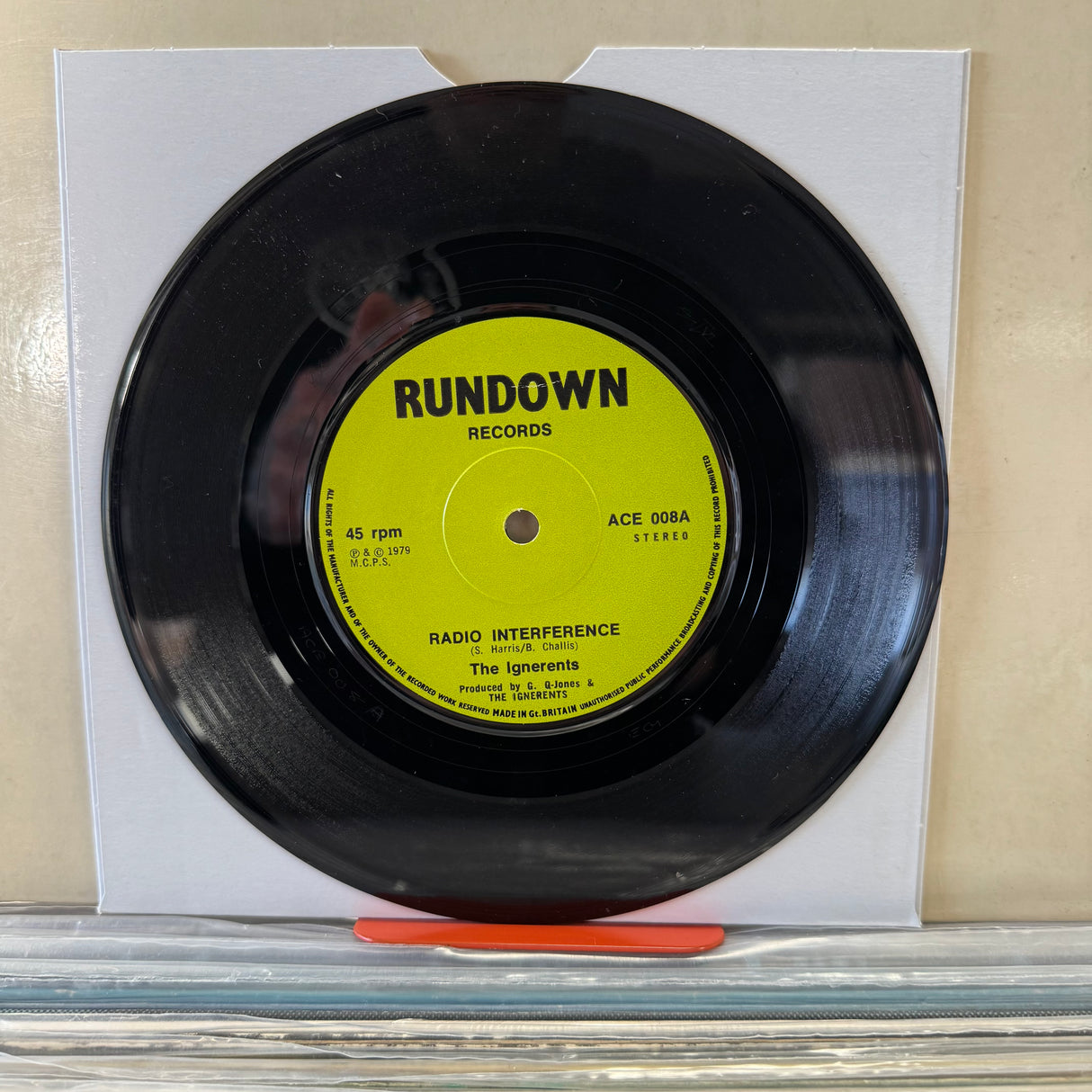 The Ignerents - Radio Interference - 7 inch Single - VINYL