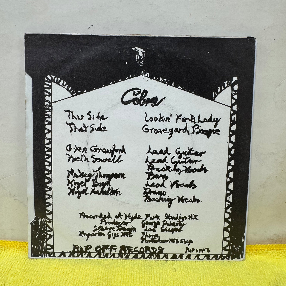 Cobra - Looking For A Lady/Graveyard Boogie - 7 inch Single - VINYL