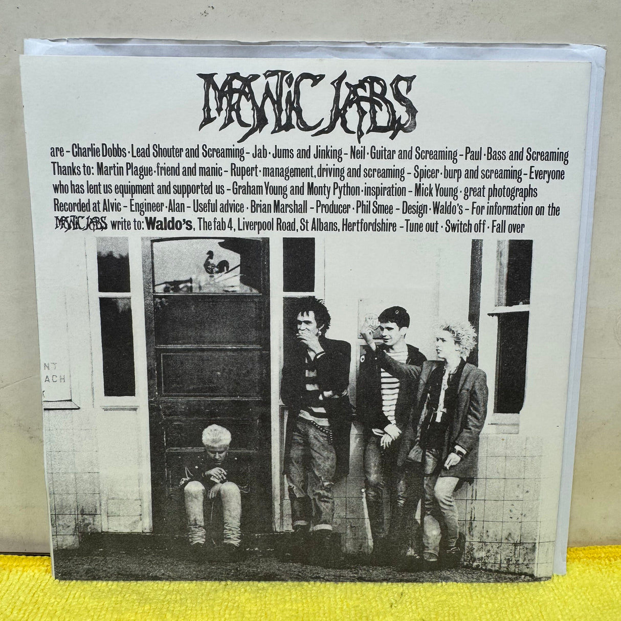 Manic Jabs - Autophagous - Complete With Inner Cold Out & Letter - 7 inch Single - VINYL