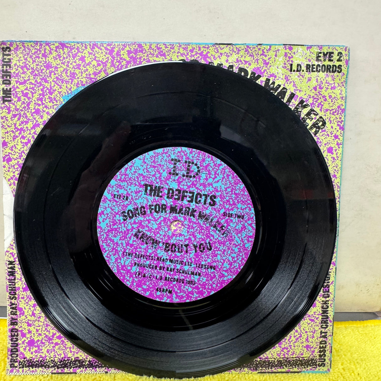 Defects - Suspicious Minds - 7 inch Single - VINYL