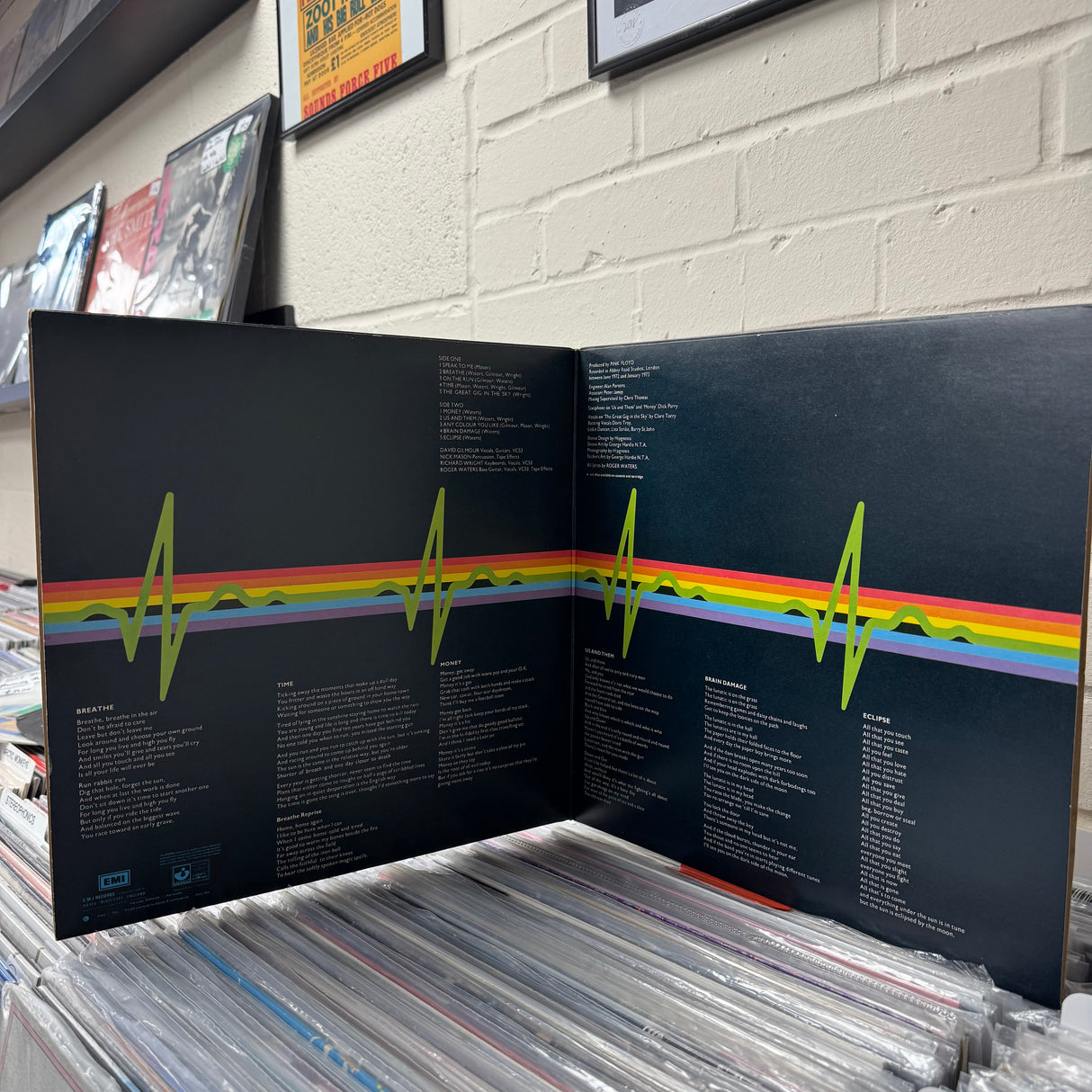 Pink Floyd - The Dark Side of the Moon - Complete First Press - Solid Blue Triangle - A2/B2 - EX