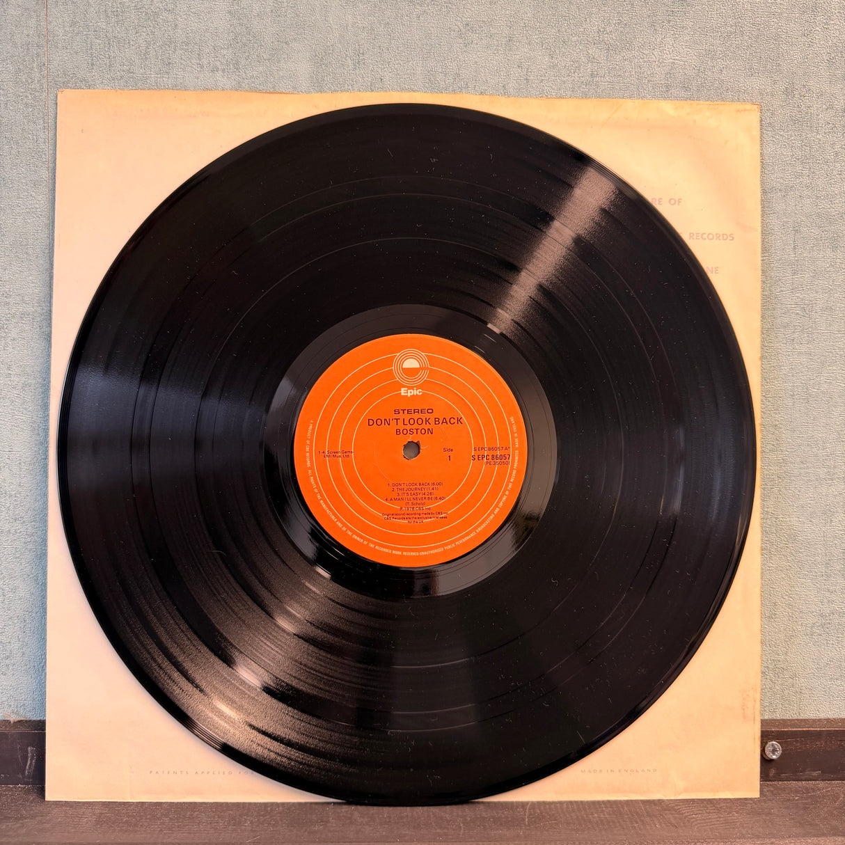Boston - Don't Look Back Vinyl